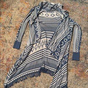 Quality Aztec Patterned Blue and Cream Open Front Fringed Cardigan Sweater S